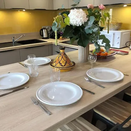 Abbaye Aux Hommes, Un Cocon Pour 2,3 Ou 4! Caen